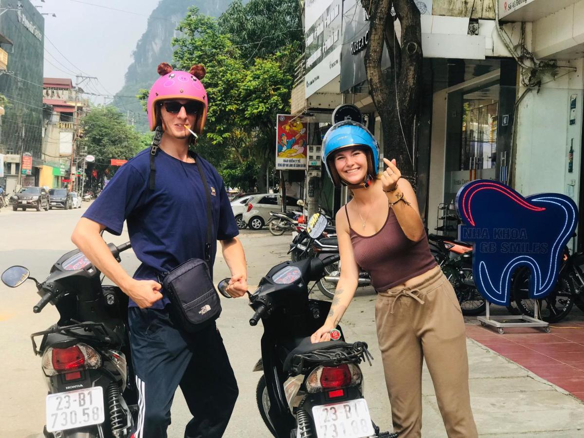 Ha Giang Safari Hostel & Motorbikes Екстер'єр фото